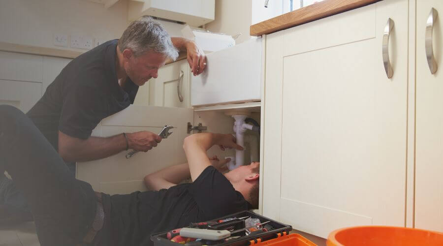 Professional burst pipe repair services in Alice, TX